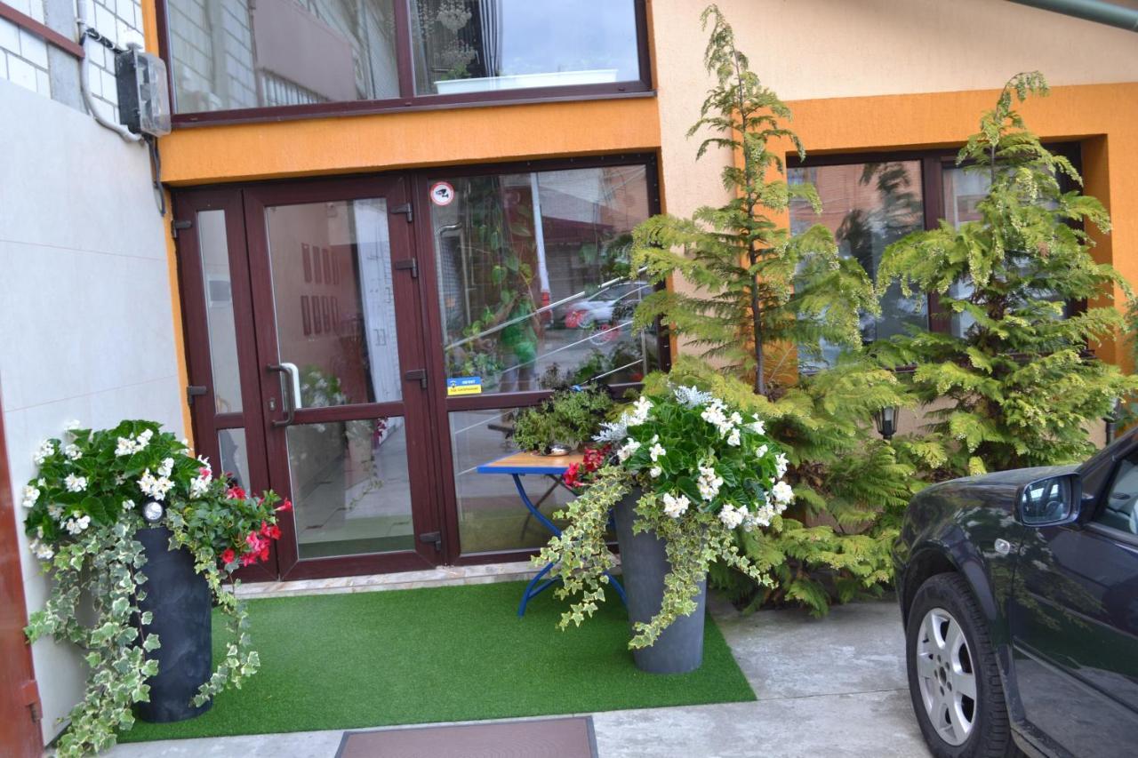 Hotel Dalim Duliby Exteriér fotografie